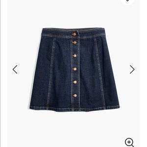 Madewell Denim A-line Mini Skirt with Buttons ✨💕